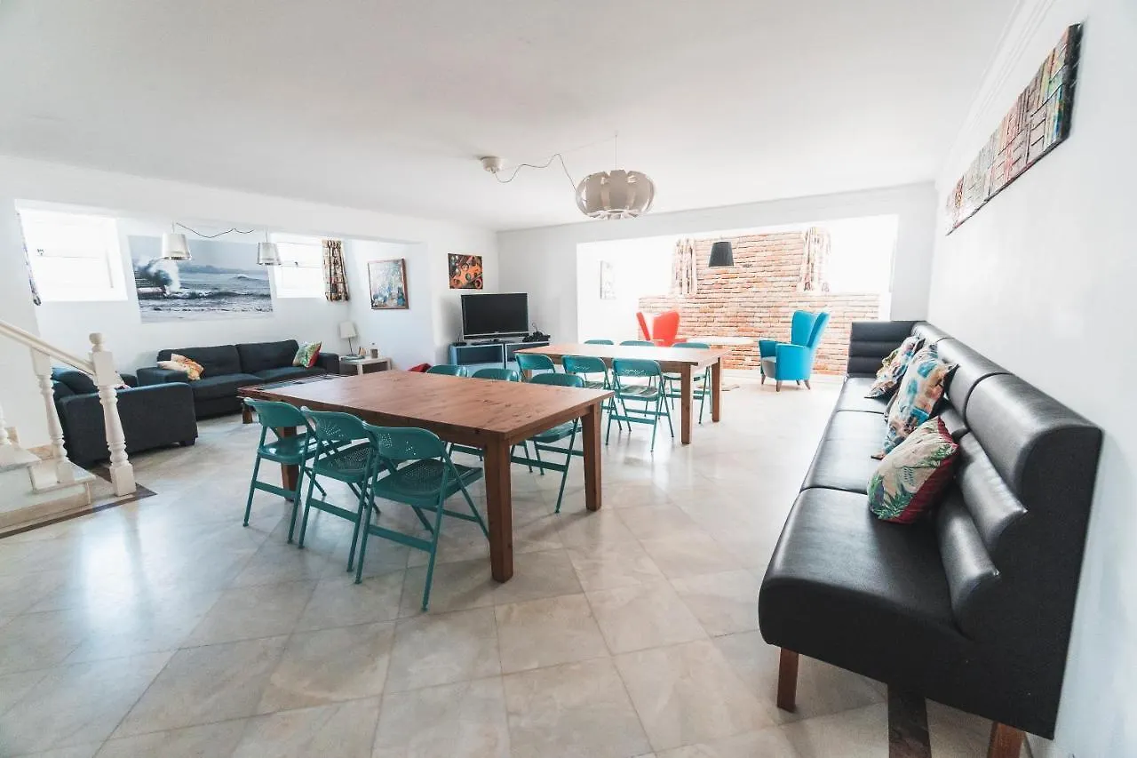Blue Boutique Hostel & Suites Estoril